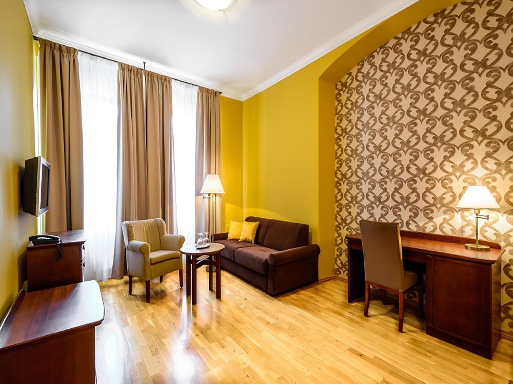 Hotel Alexander Stříbro Pokój zdjęcie