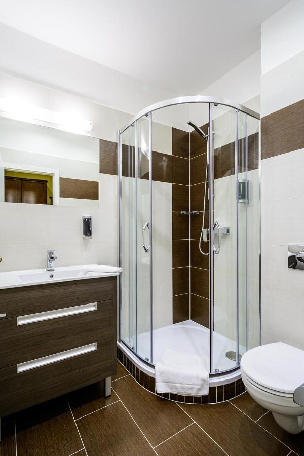 Hotel Alexander Stříbro Zewnętrze zdjęcie