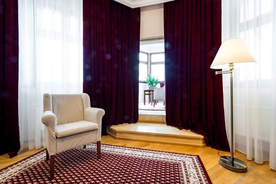 Hotel Alexander Stříbro Zewnętrze zdjęcie