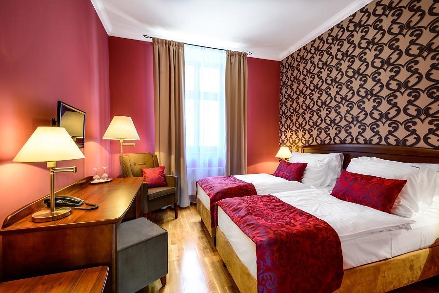 Hotel Alexander Stříbro Zewnętrze zdjęcie