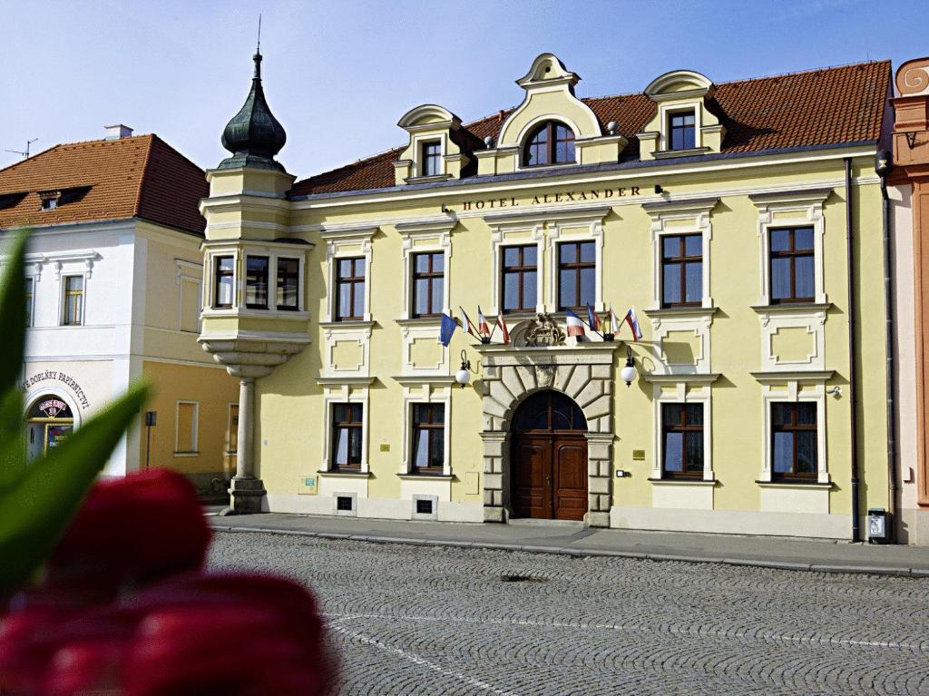 Hotel Alexander Stříbro Zewnętrze zdjęcie